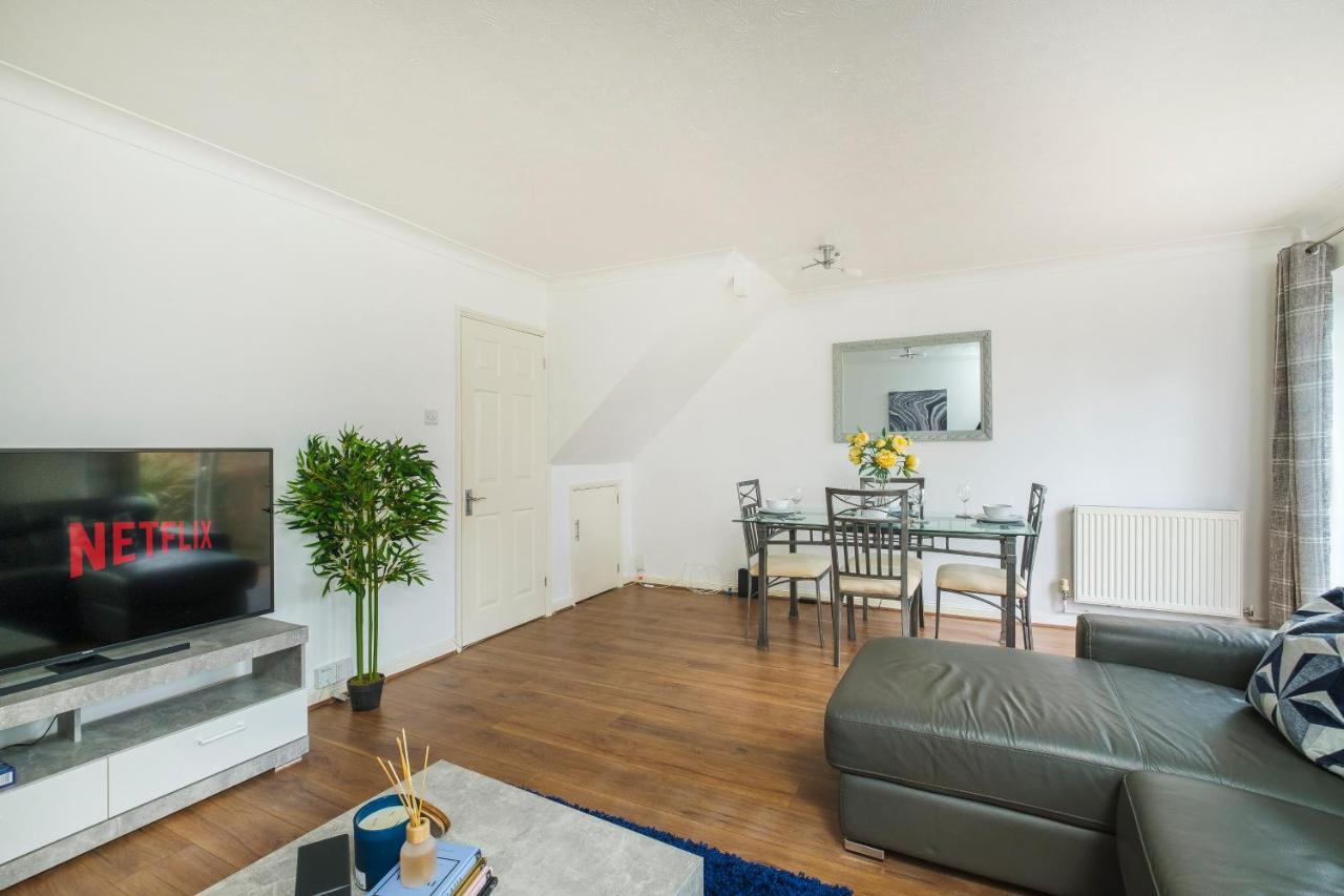 Beautiful 3 Bed House With Amazing Views In Dartford, Kent Appartement Buitenkant foto