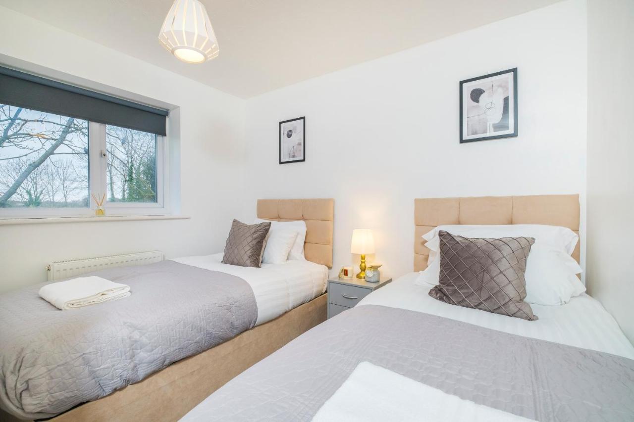 Beautiful 3 Bed House With Amazing Views In Dartford, Kent Appartement Buitenkant foto